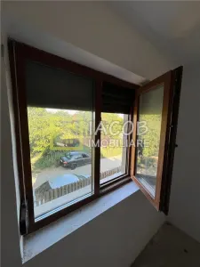 Casa ''''la gri'''' P+M, Dumbrava -Itesti, jud Bacau - foto 3
