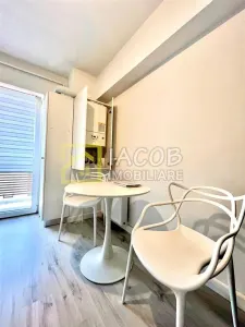 Apartament 3 camere semidecomandate Arena Residence Bacau - foto 2