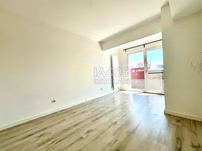 Apartament 3 camere semidecomandate Arena Residence Bacau - foto 9