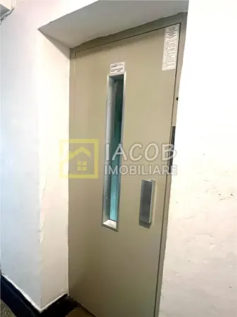 Apartament 3 camere Bacău - poza 18