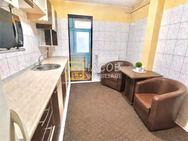 Apartament 3 camere Bacău - poza 8