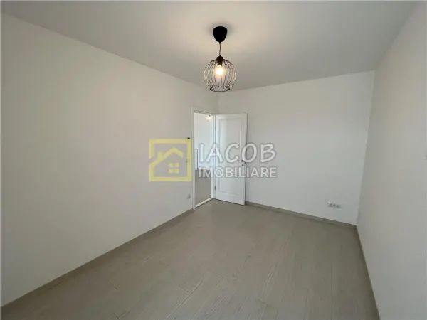 Apartament 3 camere Bacău - poza 15