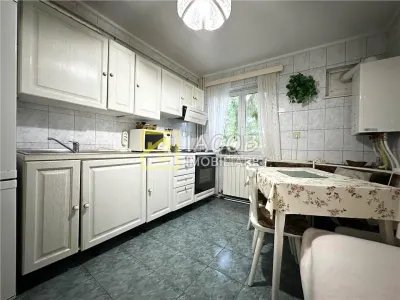 Apartament 3 camere de inchiriat – Bacau, Str. Panselelor - foto 4