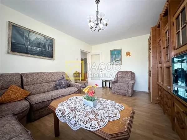 Apartament 3 camere Bacău - poza 9
