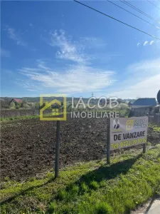 Teren intravilan 2554 mp, com. Prajesti, jud. Bacau - Prajesti (Traian)