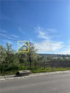 Teren intravilan 2554 mp, com. Prajesti, jud. Bacau - foto 4
