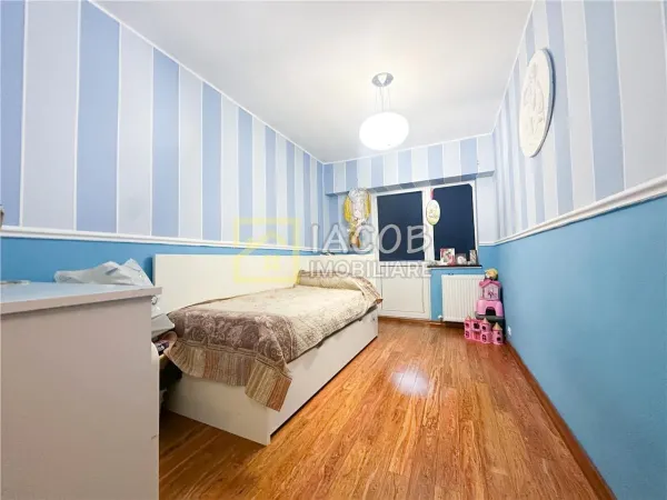 Apartament 3 camere Bacău - poza 12