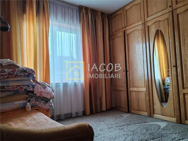 Casă 6 camere Bacău - poza 13