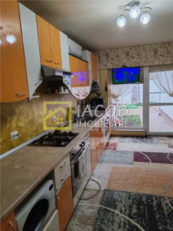 Casă 6 camere Bacău - poza 21