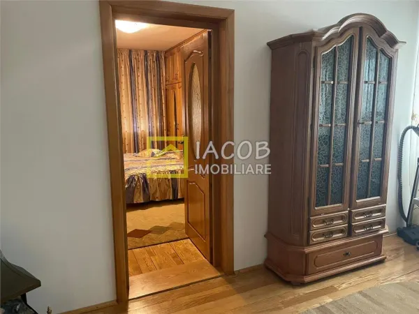 Casă 6 camere Bacău - poza 23