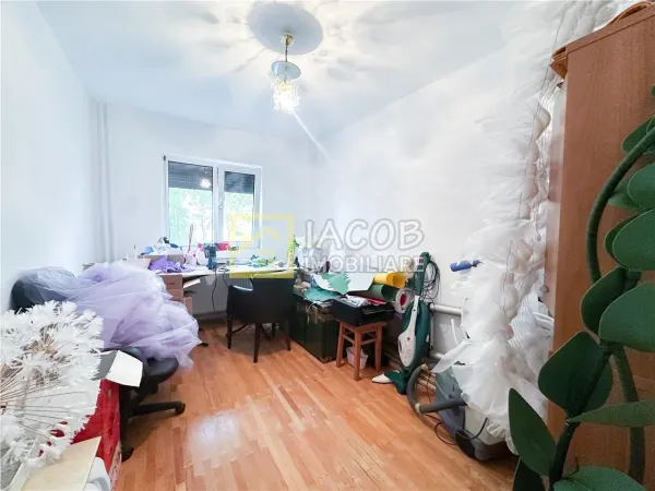 Apartament 3 camere Bacău - poza 6