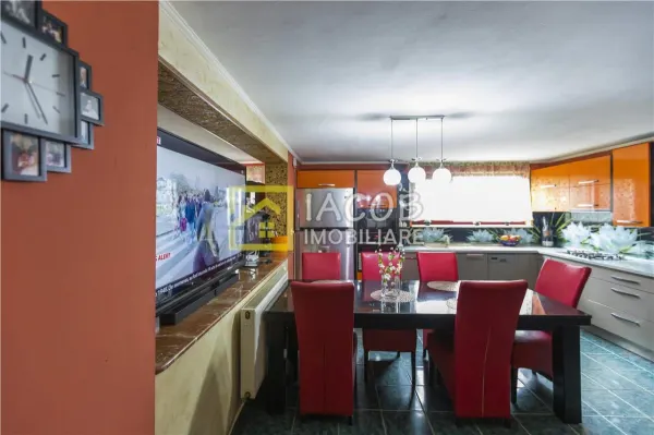 Casă 5 camere Margineni - poza 17
