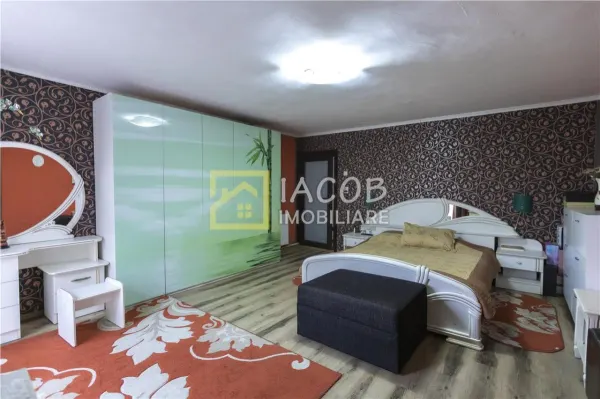 Casă 5 camere Margineni - poza 19