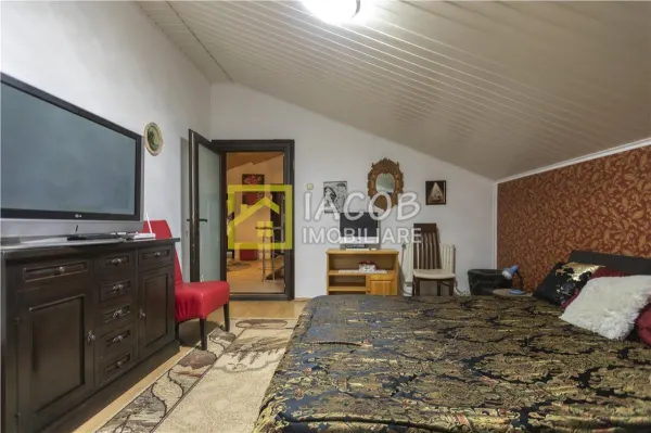 Casă 5 camere Margineni - poza 22