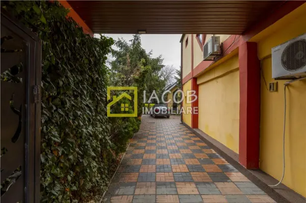 Casă 5 camere Margineni - poza 4