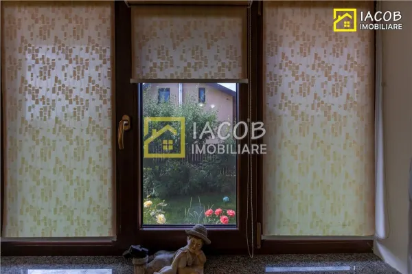 Casă 5 camere Bacău - poza 23
