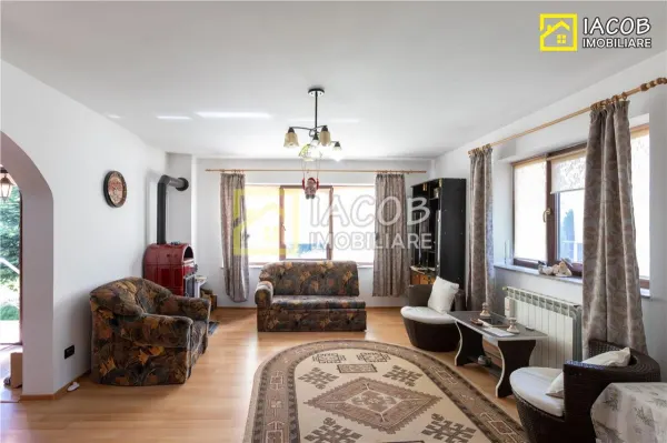 Casă 5 camere Bacău - poza 4