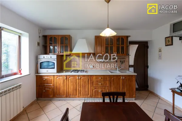 Casă 5 camere Bacău - poza 6