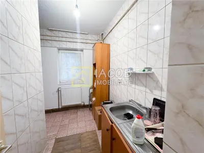 Garsoniera de inchiriat – ideala pentru birou | Zona Colegiului „Gheorghe Vrănceanu”, Bacău - foto 3