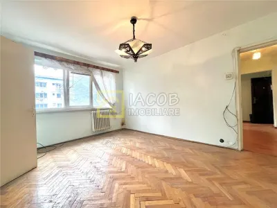 Apartament 3 camere Bacău - poza 6