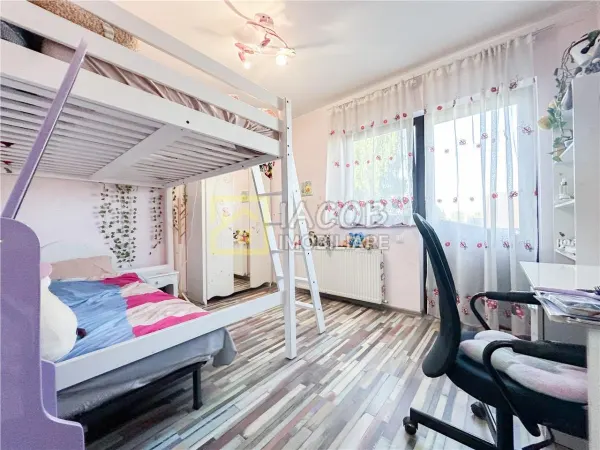 Casă 5 camere Bacău - poza 17