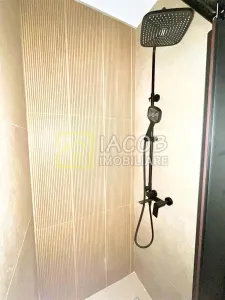 Apartament ultramodern, zona Arena Mall Bacau - foto 12