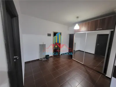 Inchiriere apartament 3 camere Rezervelor 54 ! - foto 6
