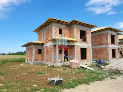 Casă 5 camere Joita - poza 3