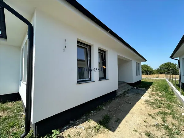 Casă 4 camere Satu Mare - poza 2
