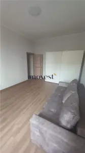 De inchiriat: Apartament cu 3 camere in zona Centrala - foto 1