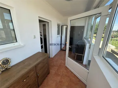 Casa spatioasa de vanzare in Decebal, judetul Satu Mare | 4 dormitoare | Teren 900 mp | Ideala pentru familie sau investitie - foto 8