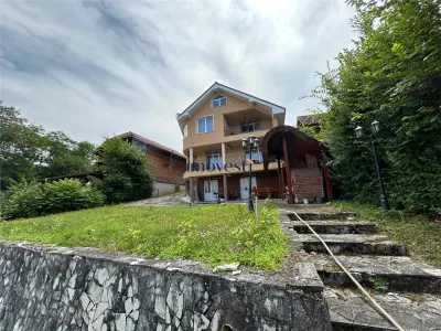 Casa de vanzare cu ponton privat la Lacul Mujdeni, judetul Satu Mare | 405 mp construiti | Teren 621 mp - foto 24