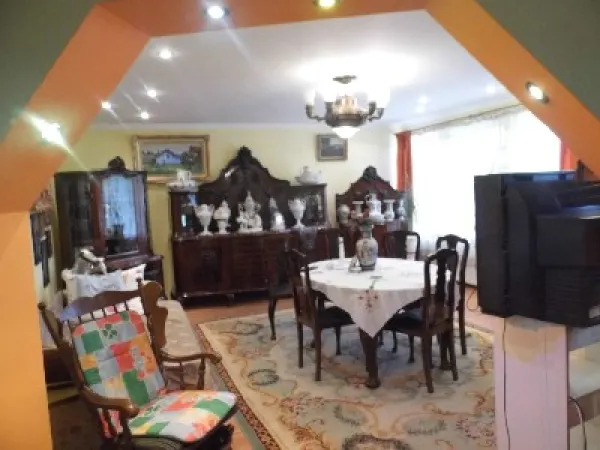 Casă 4 camere Păulești - poza 1