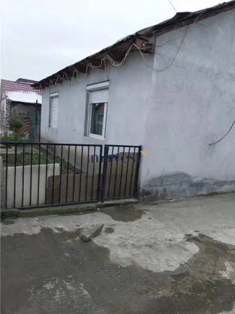 Casă 2 camere Lazuri - poza 4