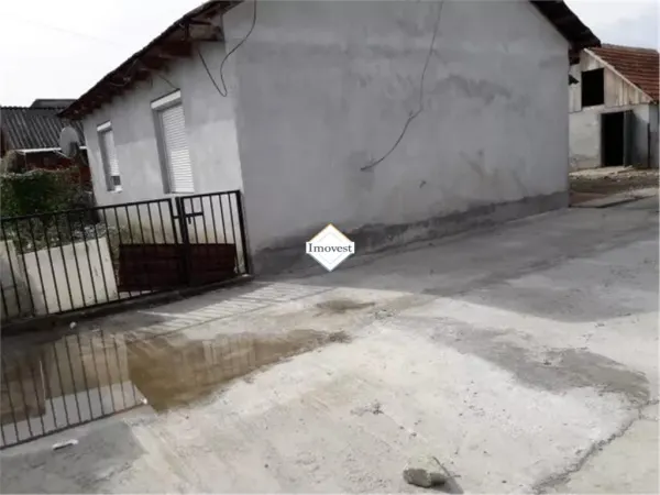 Casă 2 camere Lazuri - poza 5
