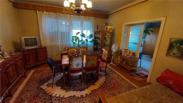 Apartament 3 camere Satu Mare - poza 1