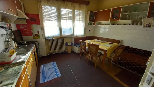Apartament 3 camere Satu Mare - poza 4