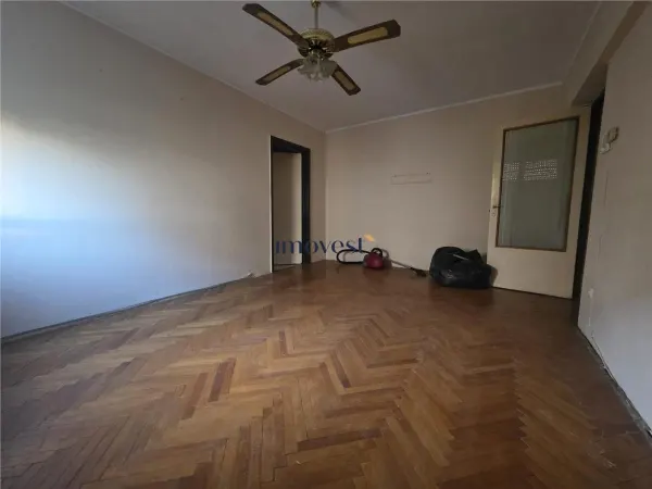Apartament 3 camere Satu Mare - poza 2