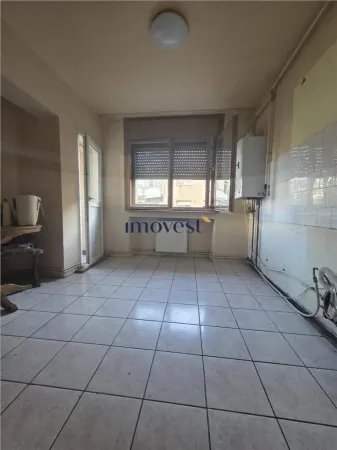Apartament 3 camere Satu Mare - poza 7