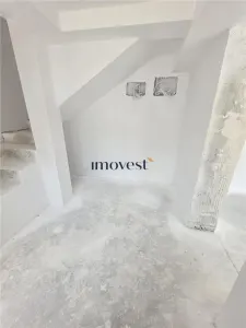 Apartament la Casa semifinisat P+M Titulescu - foto 5