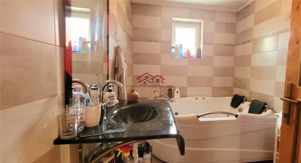 Casă 15 camere Miercurea Sibiului - poza 13