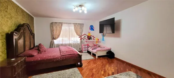 Casă 15 camere Miercurea Sibiului - poza 9
