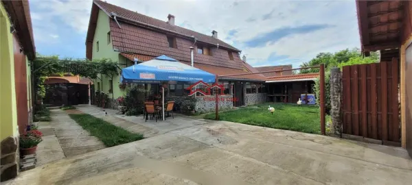 Casă 8 camere Apoldu de Jos - poza 1