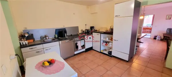 Casă 5 camere Garbova - poza 16
