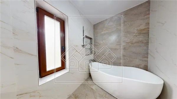 Casă 4 camere Daia - poza 23