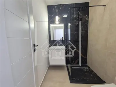 Ap. semidecomandat, 3 camere, 69,45 mpu, bloc nou, lift - foto 7