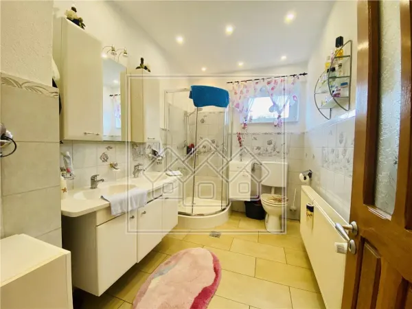 Casă 7 camere Avrig - poza 23