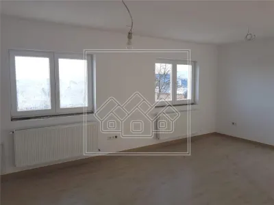 Spatiu birouri/ centru medical/ afterschool - 200 mp - Selimbar - foto 10