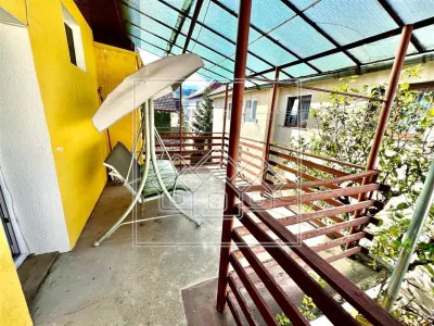 Casa de vanzare in Cisnadie - 6 camere, garaj - teren 250 mp - foto 3