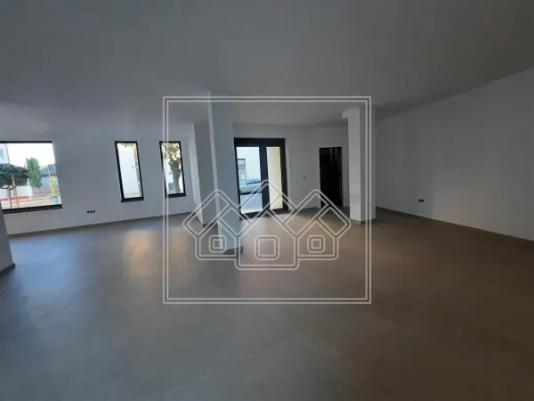 Spațiu comercial Sibiu - poza 3